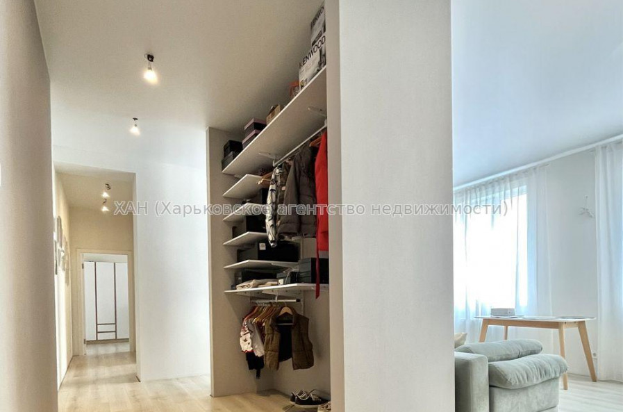 Продам квартиру, Архитекторов ул. , 2 кім., 75 м², евроремонт 