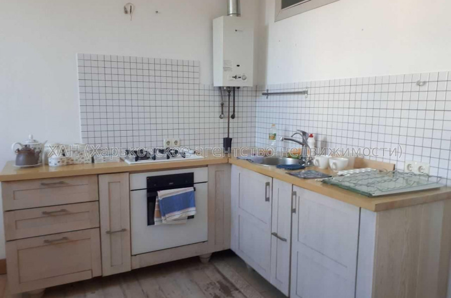 Продам квартиру, Героев Харькова просп. , 2  ком., 50 м², капитальный ремонт 