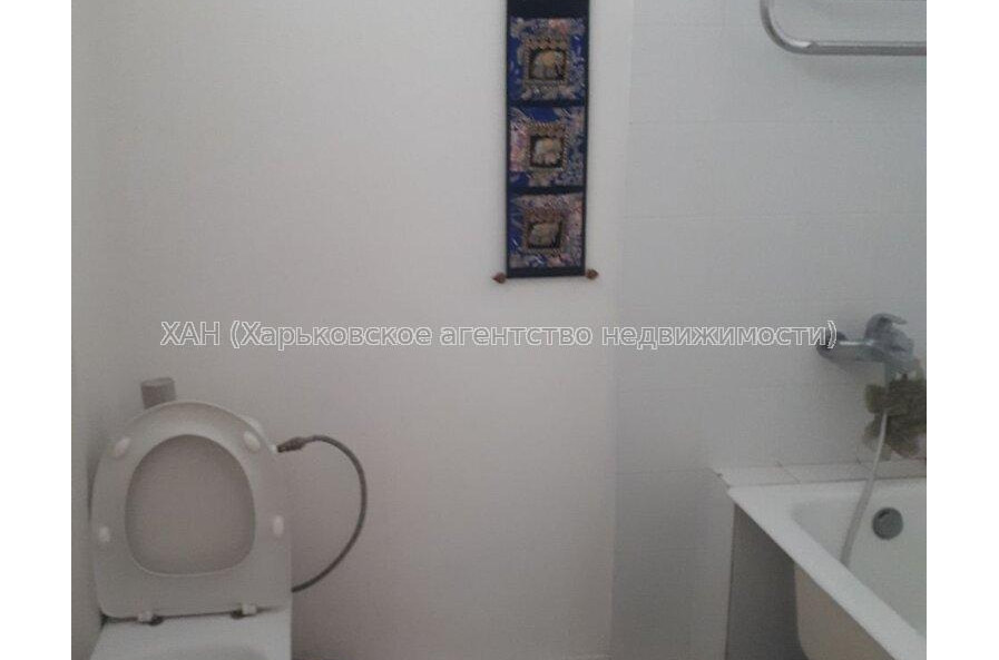 Продам квартиру, Героев Харькова просп. , 2  ком., 50 м², капитальный ремонт 