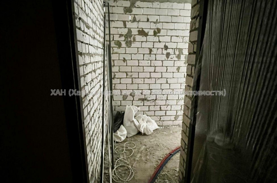 Продам квартиру, Шевченко ул. , 1 кім., 40.50 м², без внутренних работ 