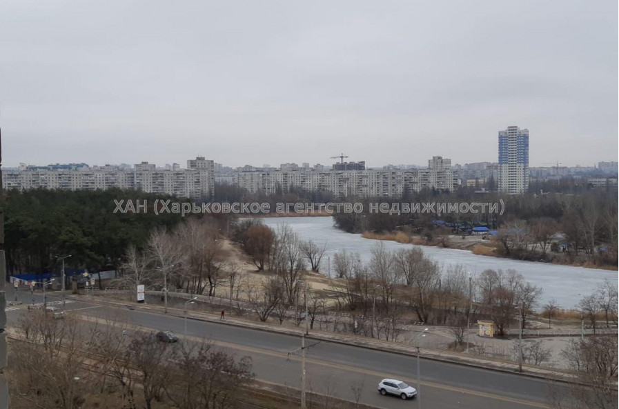 Продам квартиру, Непокоренных ул. , 1  ком., 55.50 м², без внутренних работ 