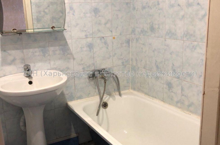 Продам квартиру, Победы просп. , 2  ком., 45.40 м², косметический ремонт 