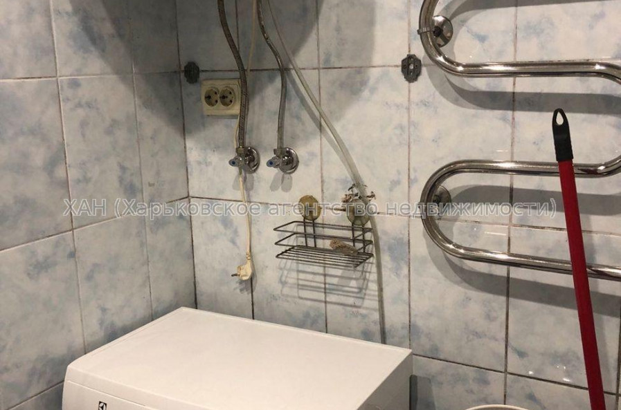 Продам квартиру, Победы просп. , 2  ком., 45.40 м², косметический ремонт 