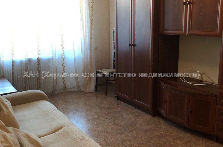 Продам квартиру, Победы просп. , 2  ком., 45.40 м², косметический ремонт 