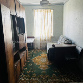 Продам квартиру, Доватора ул. , 1 кім., 12 м², советский ремонт