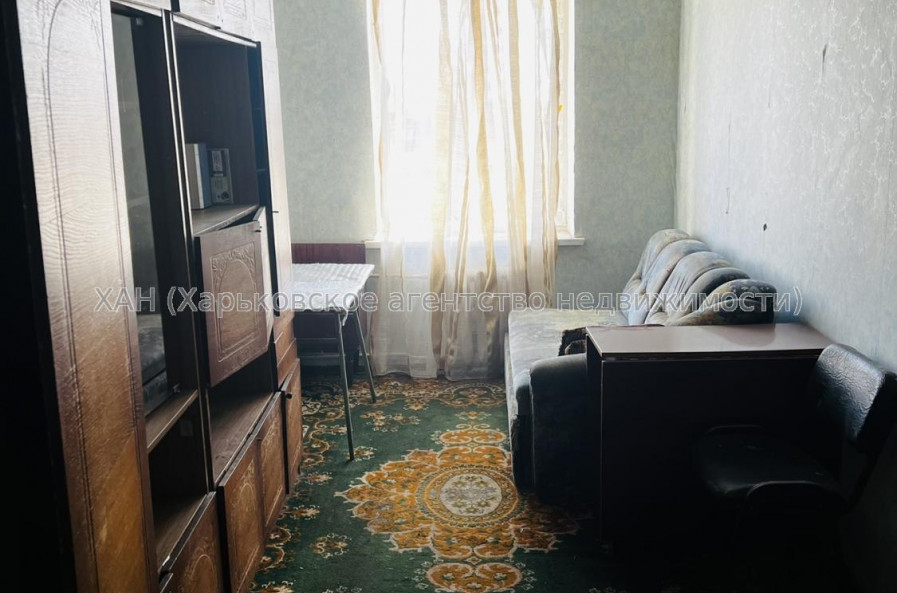Продам квартиру, Доватора ул. , 1  ком., 12 м², советский ремонт 