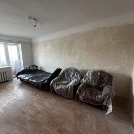 Продам квартиру, Гагарина просп. , 1  ком., 34 м², частичный ремонт