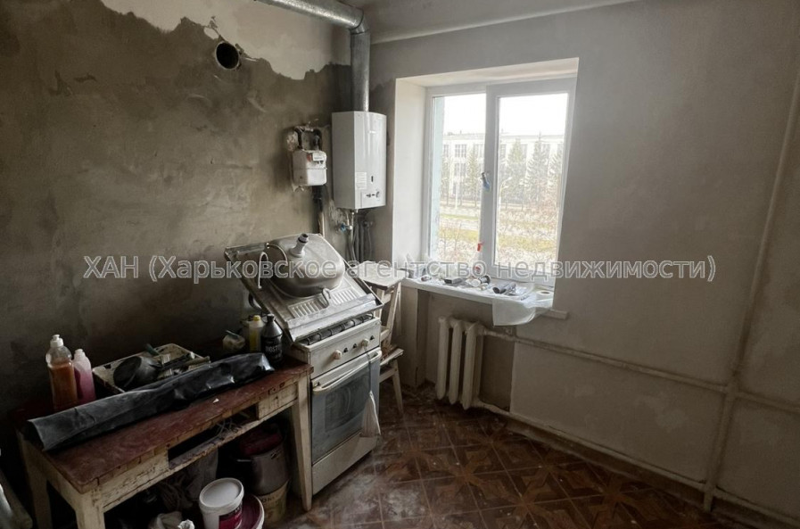 Продам квартиру, Гагарина просп. , 1 кім., 34 м², частичный ремонт 