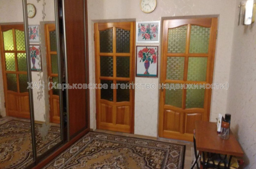 Продам квартиру, Победы просп. , 3 кім., 70 м², косметический ремонт 