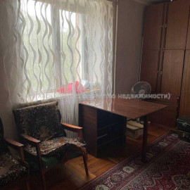 Продам квартиру, Гагарина просп. , 2  ком., 57.80 м², косметический ремонт