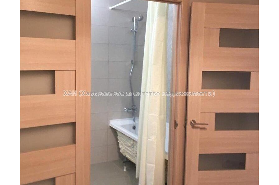 Продам квартиру, Домостроительная ул. , 1  ком., 50 м², евроремонт 