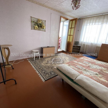 Продам квартиру, Юбилейный просп. , 2 кім., 52 м², косметический ремонт 