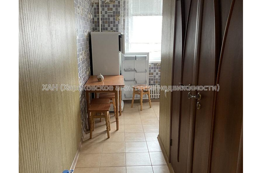 Продам квартиру, Ахсарова Энвера ул. , 1  ком., 32 м², косметический ремонт 