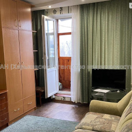 Продам квартиру, Ахсарова Энвера ул. , 1 кім., 32 м², косметический ремонт