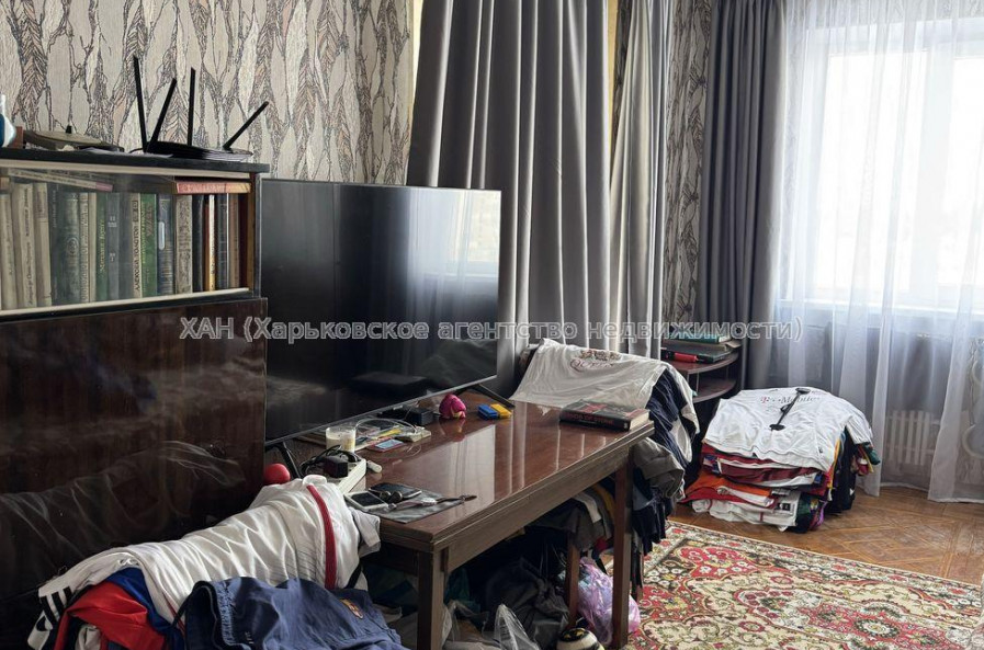 Продам квартиру, Архитекторов ул. , 2 кім., 55 м², косметический ремонт 