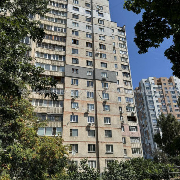 Продам квартиру, Архитекторов ул. , 2 кім., 55 м², косметический ремонт 