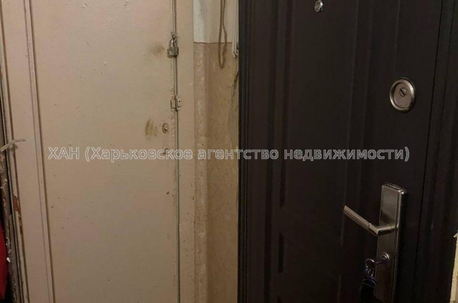 Продам квартиру, 23 Августа ул. , 1 кім., 16 м², косметический ремонт 