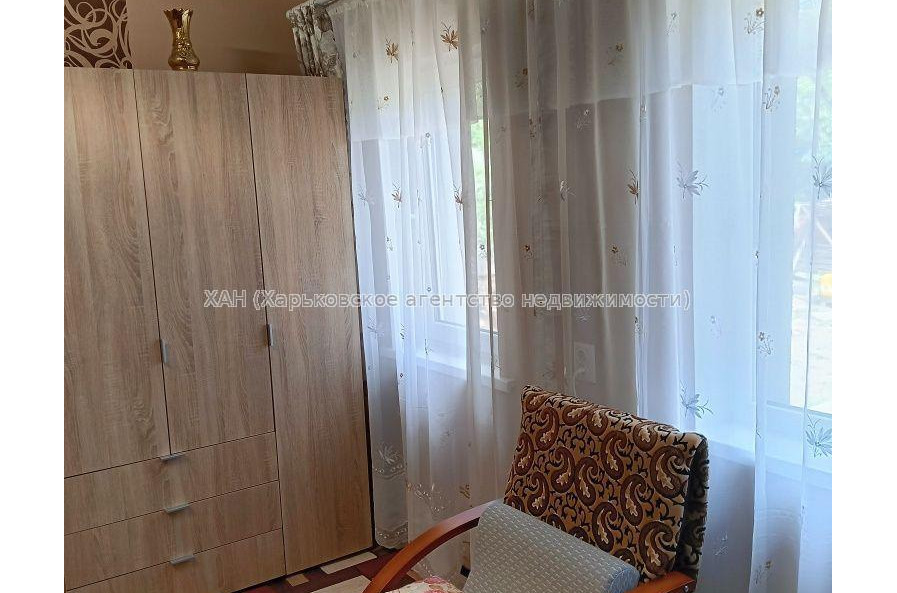 Продам будинок, Зеленогайский просп. , 38 м², 3 соток, косметический ремонт 