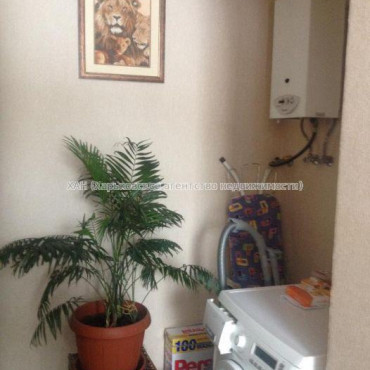 Продам квартиру, Василия Вышиваного ул. , 2 кім., 70 м², евроремонт 