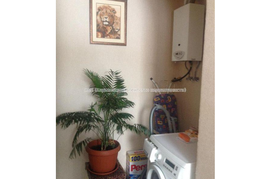 Продам квартиру, Василия Вышиваного ул. , 2 кім., 70 м², евроремонт 