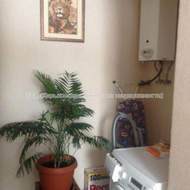 Продам квартиру, Василия Вышиваного ул. , 2 кім., 70 м², евроремонт 