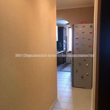 Продам квартиру, Василия Вышиваного ул. , 2 кім., 70 м², евроремонт 