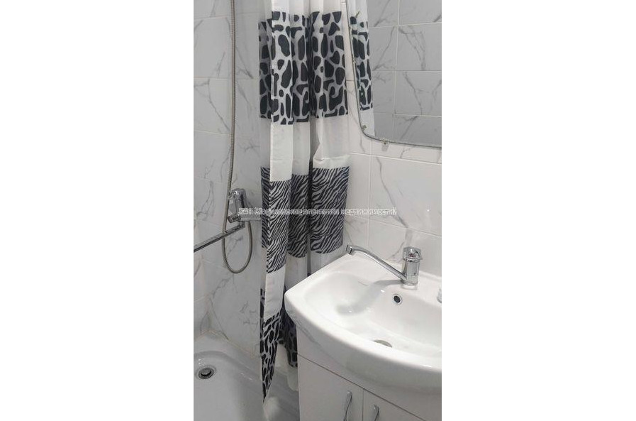 Продам квартиру, Культуры ул. , 16 , 4 кім., 63 м², капитальный ремонт 