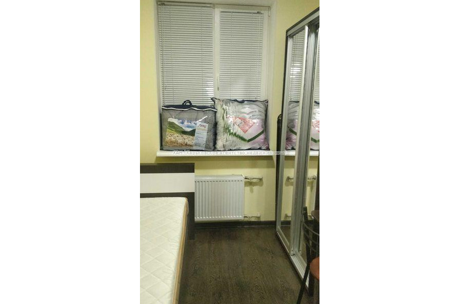 Продам квартиру, Культуры ул. , 16 , 4 кім., 63 м², капитальный ремонт 