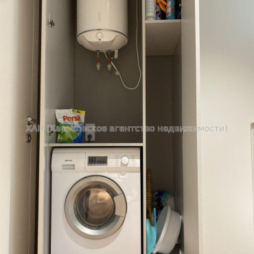 Продам квартиру, Молочная ул. , 2  ком., 72 м², авторский дизайн 