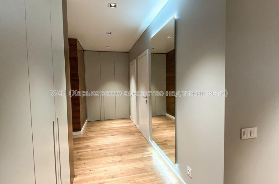 Продам квартиру, Георгия Тарасенко ул. , 2 кім., 72 м², авторский дизайн 