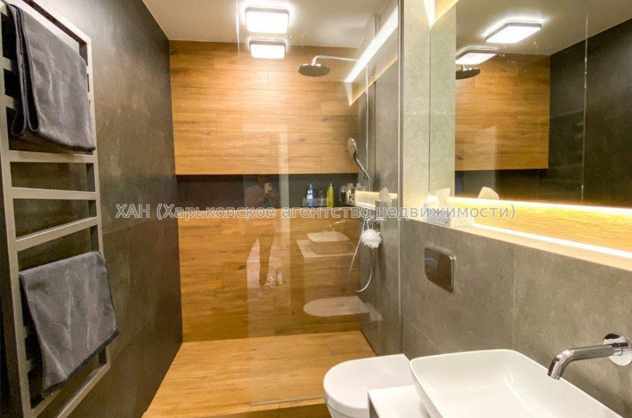 Продам квартиру, Георгия Тарасенко ул. , 2 кім., 72 м², авторский дизайн 