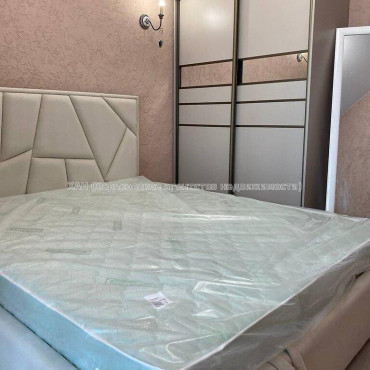 Продам квартиру, Полтавский Шлях ул. , 184 , 1  ком., 41 м², евроремонт 