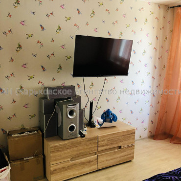 Продам квартиру, Болградская ул. , 1 кім., 25.50 м², евроремонт 