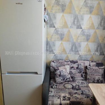 Продам квартиру, Болградская ул. , 1 кім., 25.50 м², евроремонт 