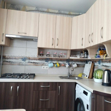 Продам квартиру, Болградская ул. , 1 кім., 25.50 м², евроремонт 