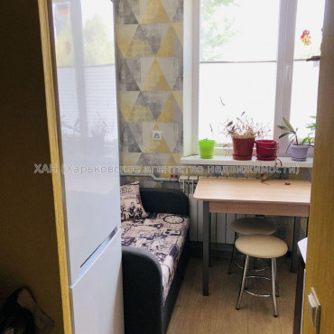 Продам квартиру, Болградская ул. , 1 кім., 25.50 м², евроремонт 