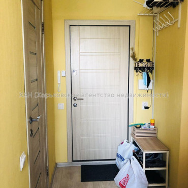 Продам квартиру, Болградская ул. , 1 кім., 25.50 м², евроремонт 