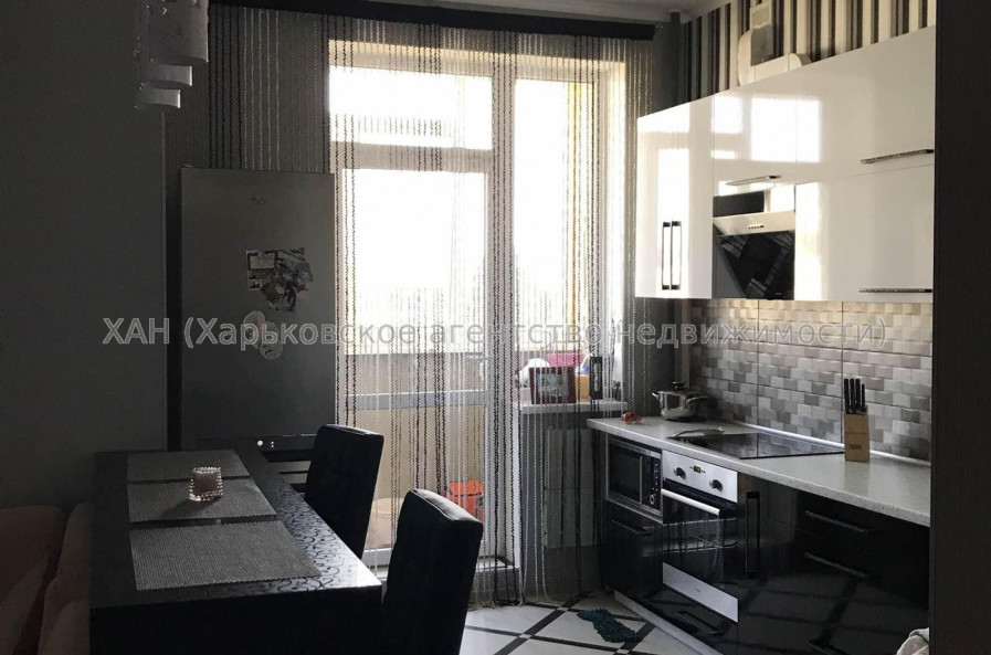 Продам квартиру, Салтовское шоссе , 1  ком., 45 м², евроремонт 