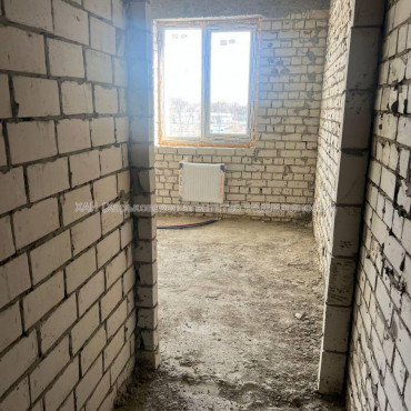 Продам квартиру, Героев Харькова просп. , 3 кім., 82 м², без внутренних работ 