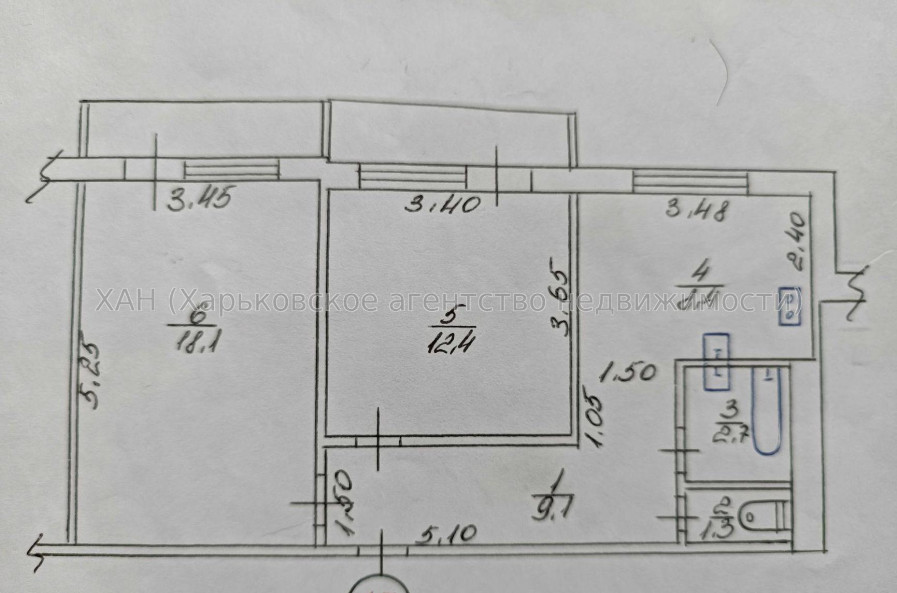 Продам квартиру, Сергеевская ул. , 2 кім., 54 м², косметический ремонт 