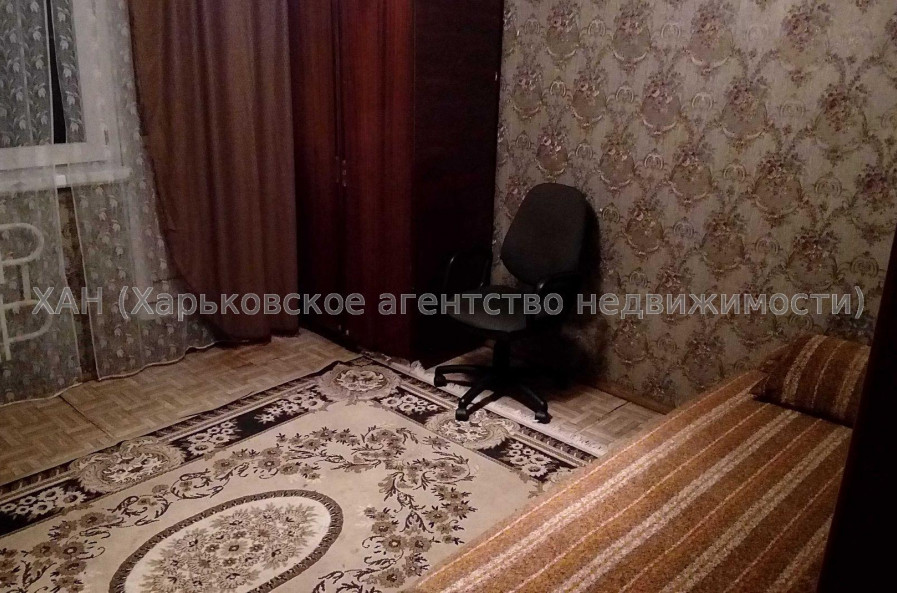 Продам квартиру, Сергеевская ул. , 2  ком., 54 м², косметический ремонт 