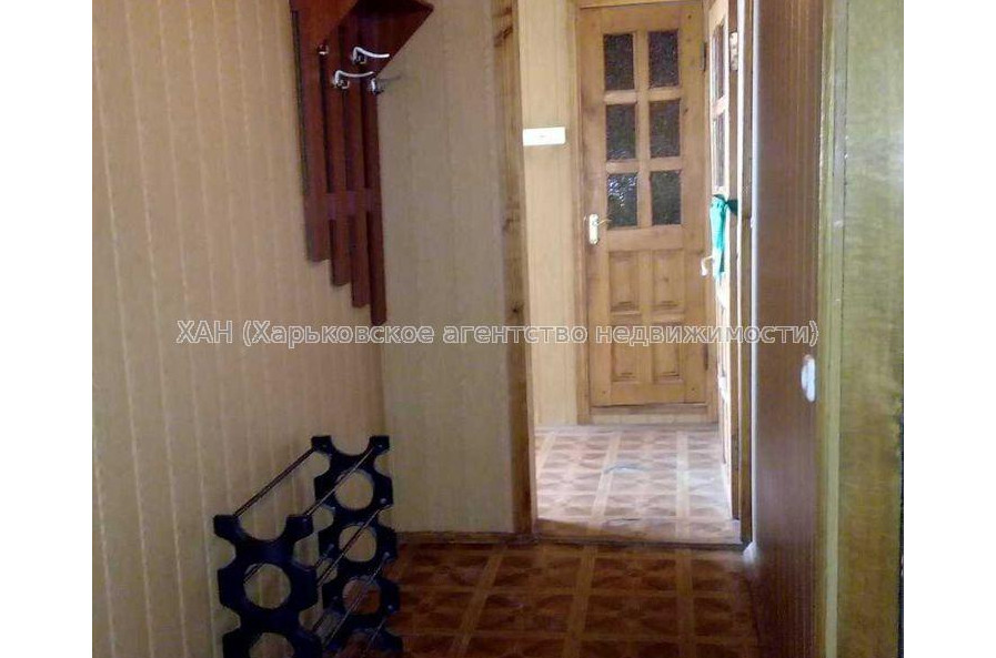 Продам квартиру, Сергеевская ул. , 2  ком., 54 м², косметический ремонт 