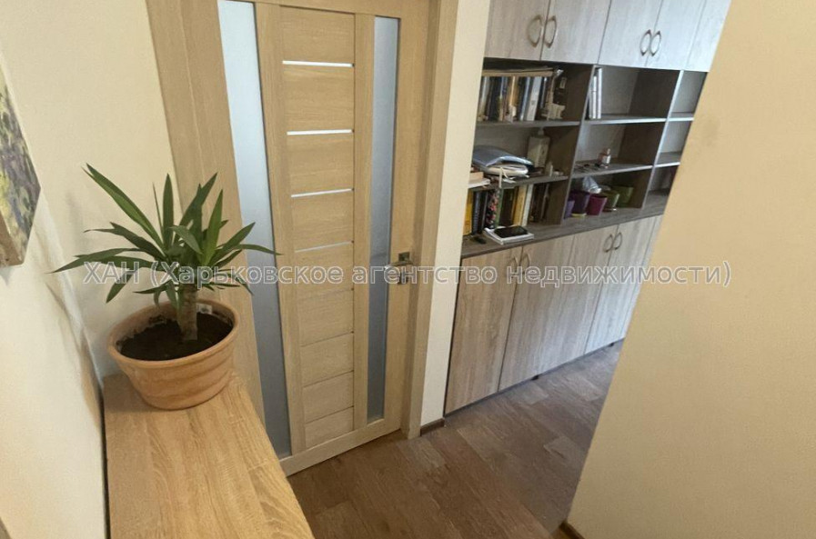 Продам квартиру, Победы просп. , 1 кім., 34 м², евроремонт 