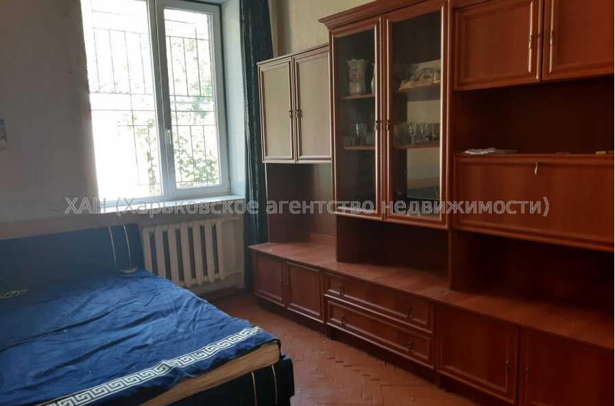 Продам квартиру, Руставели ул. , 3  ком., 56 м², косметический ремонт 