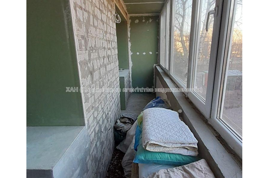 Продам квартиру, Жасминовый б-р , 1 кім., 34 м², без внутренних работ 