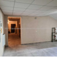Продам квартиру, Мира ул. , 2 кім., 57 м², без внутренних работ 