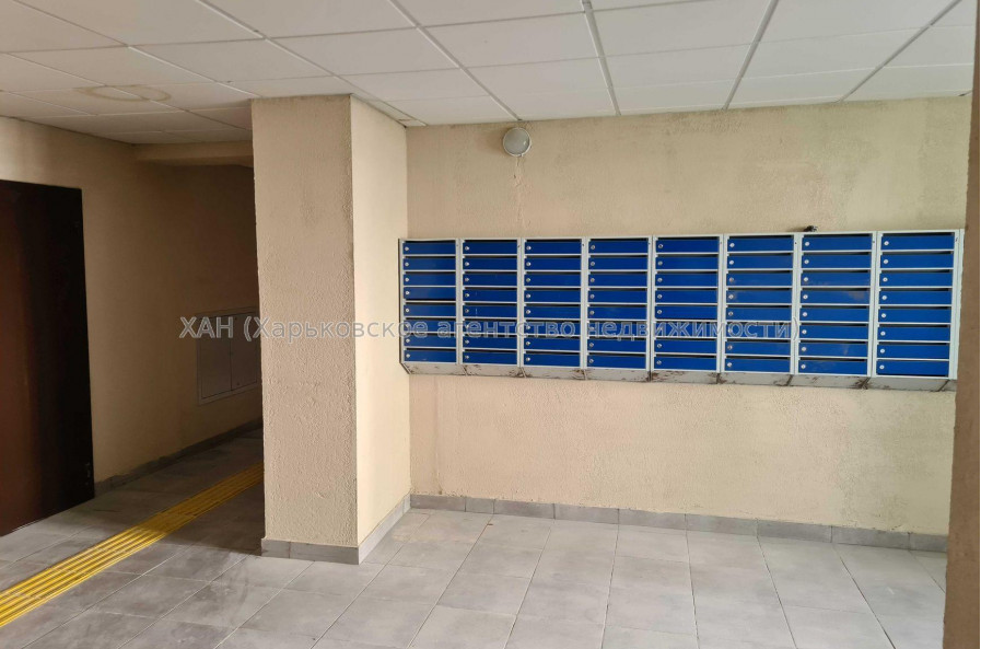 Продам квартиру, Мира ул. , 2 кім., 57 м², без внутренних работ 