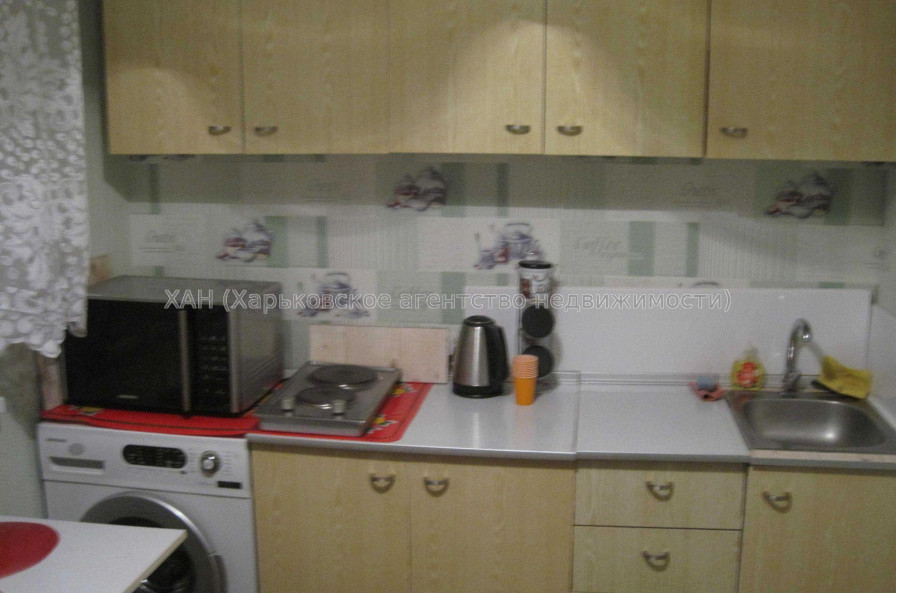 Продам квартиру, Гвардейцев Широнинцев ул. , 3  ком., 70 м², косметический ремонт 