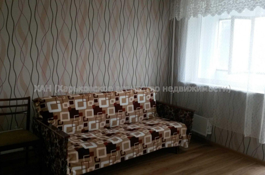 Продам квартиру, Гвардейцев Широнинцев ул. , 3  ком., 70 м², косметический ремонт 