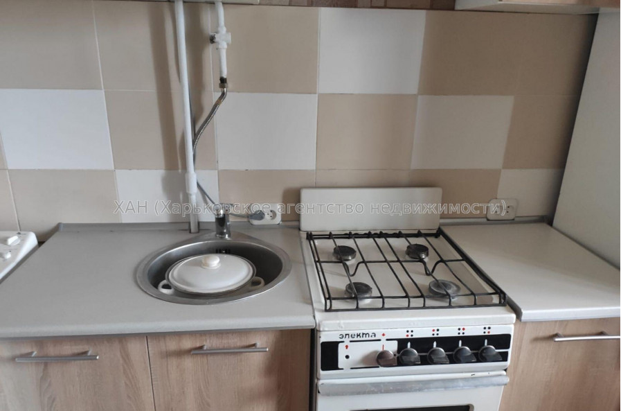 Продам квартиру, Светлая ул. , 11А , 1  ком., 36 м², евроремонт 